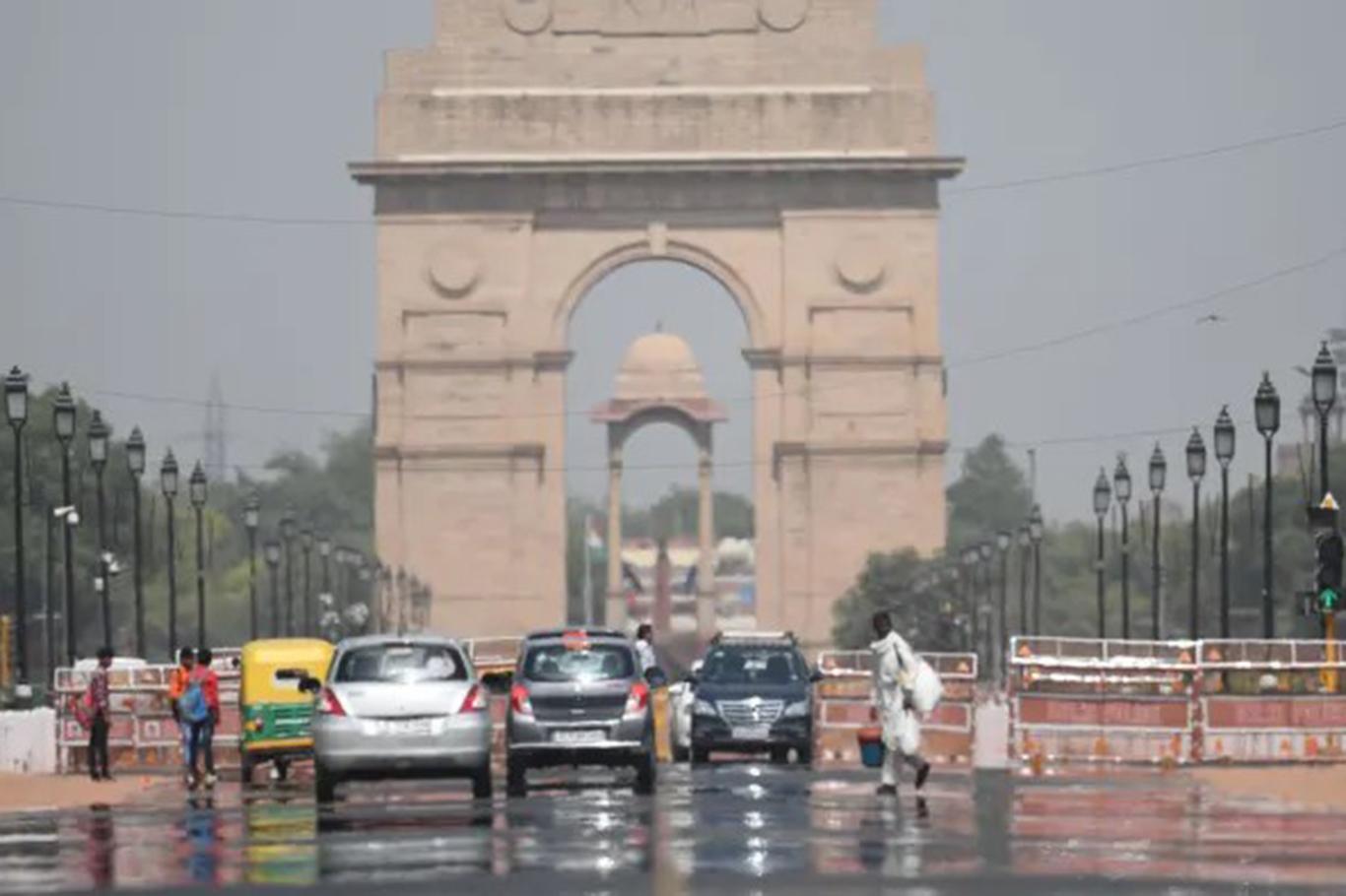 Hindistan'da aşırı sıcaklar 45 kişinin ölümüne neden oldu